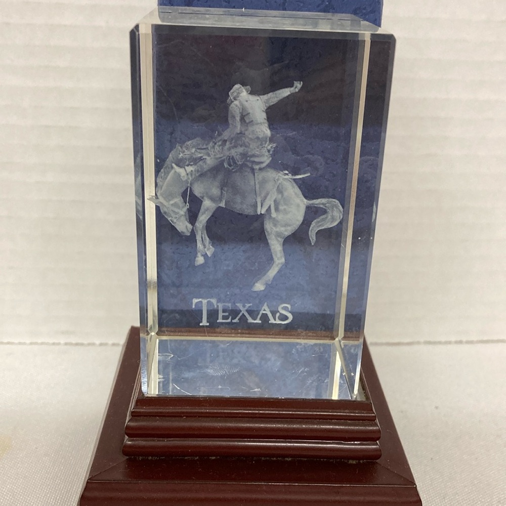 Crystal Glass 3D Laser Etched Texas Horse Western Cowboy Paperweight with Box